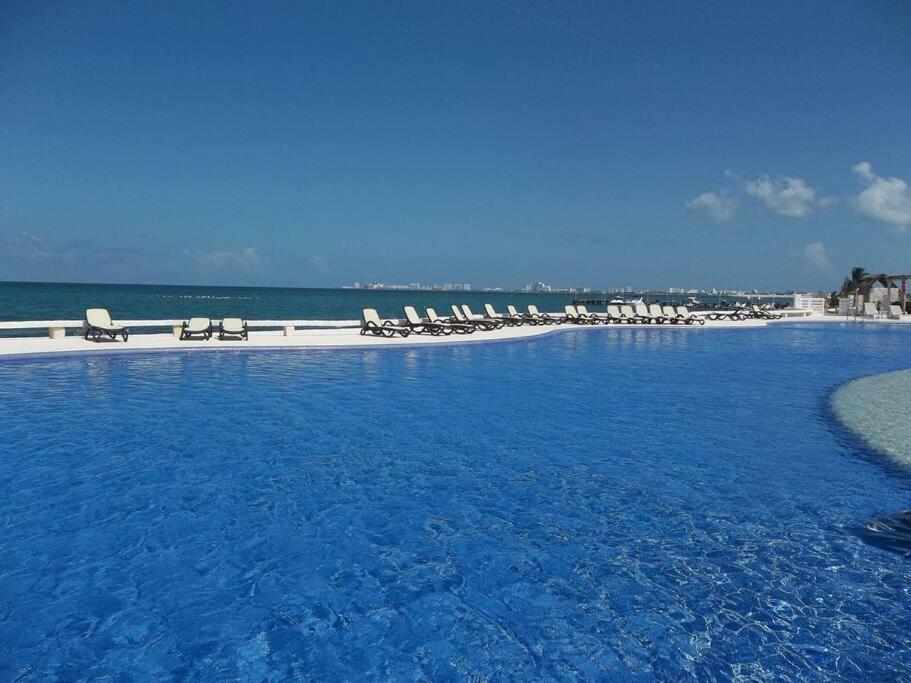 Punta Me Luxury Apartments Ocean View & Beach Front In Amara Cancun Luaran gambar