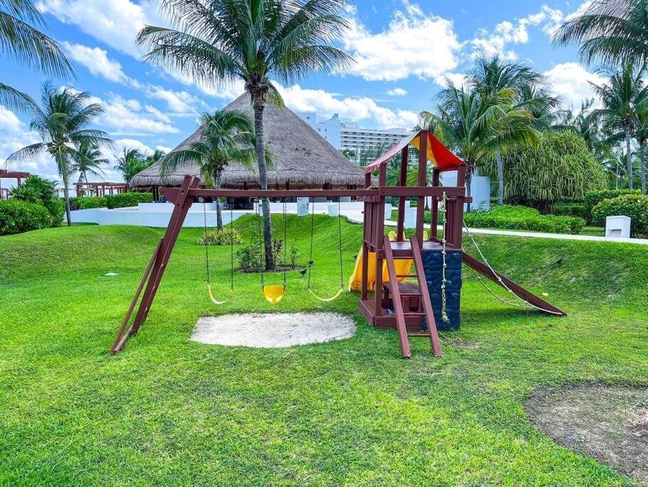 Punta Me Luxury Apartments Ocean View & Beach Front In Amara Cancun Luaran gambar